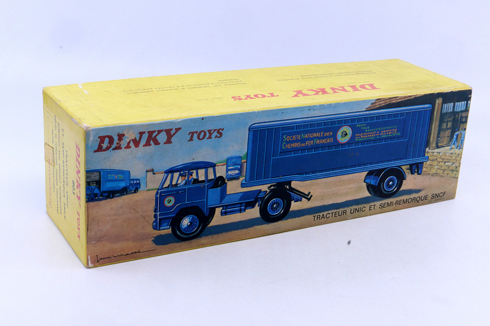 Dinky-Toys-France-Unic-Esterel-semi-remorque-fourgon-Pam-Pam-803