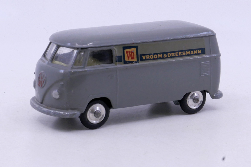 Corgi Toys Volkswagen kombi VD Vroom and Dreesmann 433