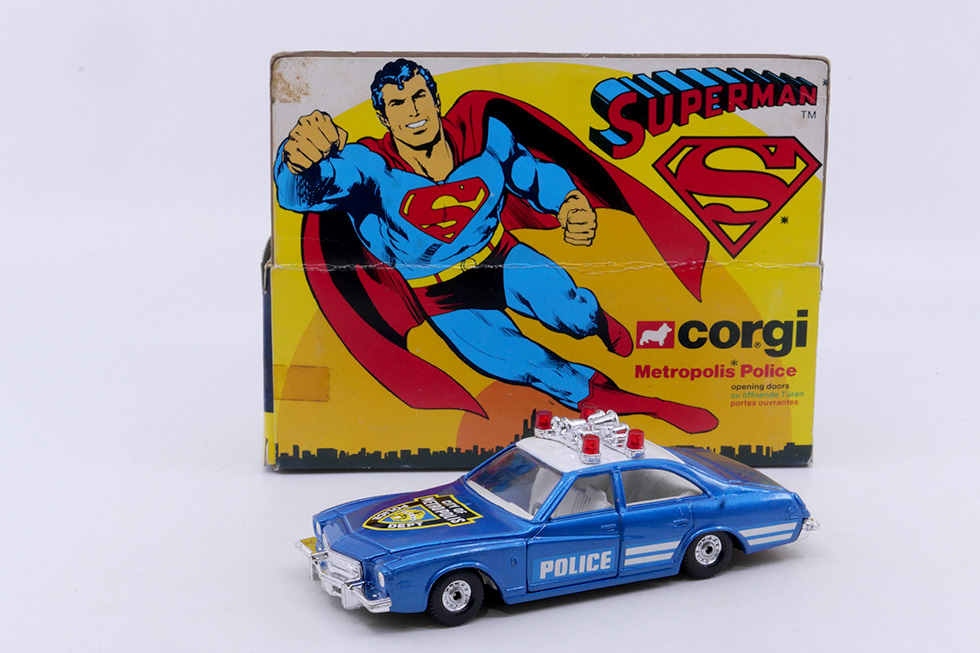 Corgi Toys buick regal city of metropolis superman 260