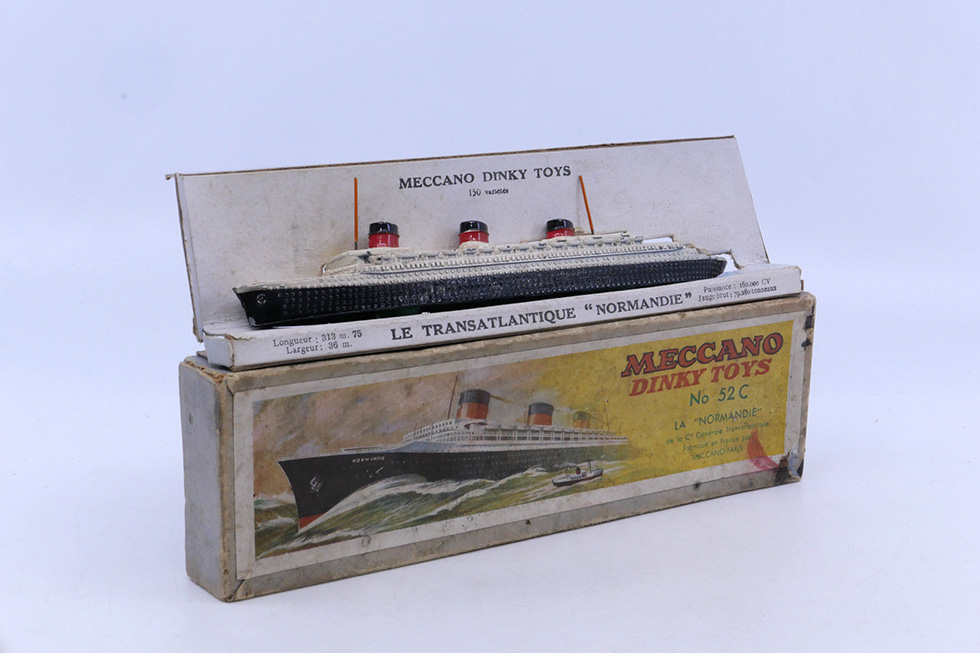 Dinky Toys France bateau La Normandie 52C