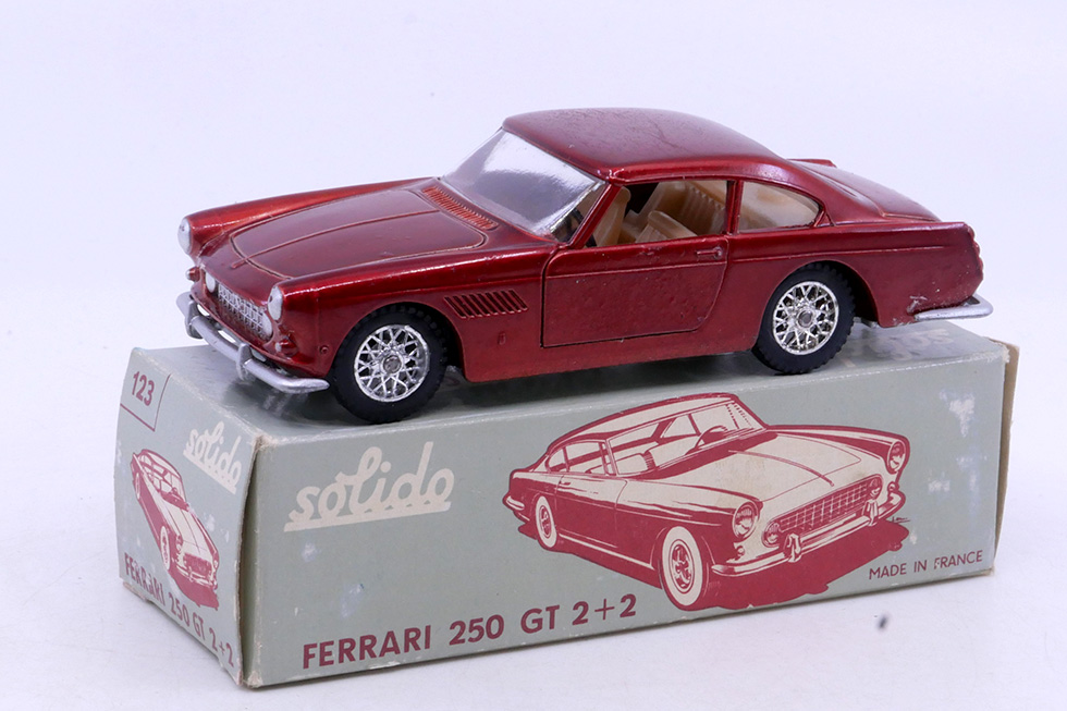 Solido Ferrari 250GT 2+2 123