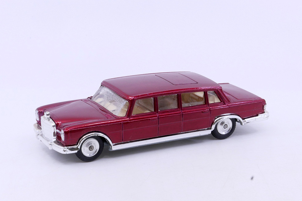 Corgi Toys Mercedes 600 247