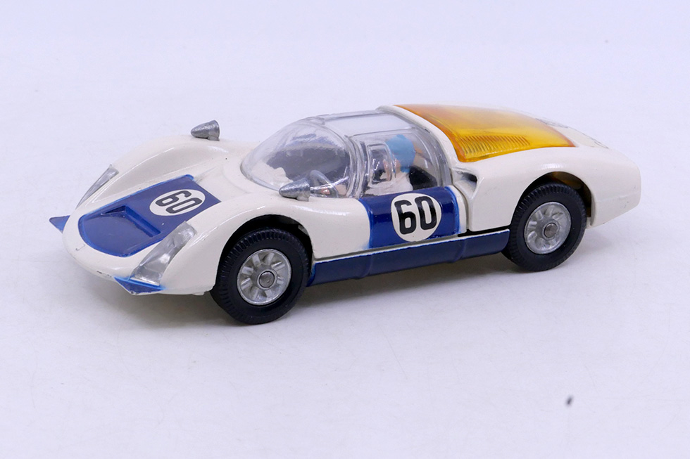 Corgi Toys Porsche Carrera 6 330