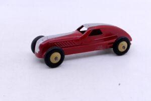 DINKY TOYS DELAHAYE auto de records profilée 23B