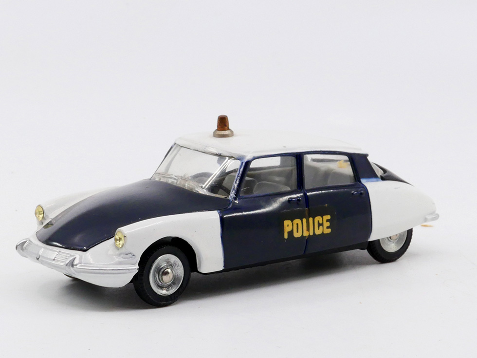 Dinky Toys DS19 Police 501