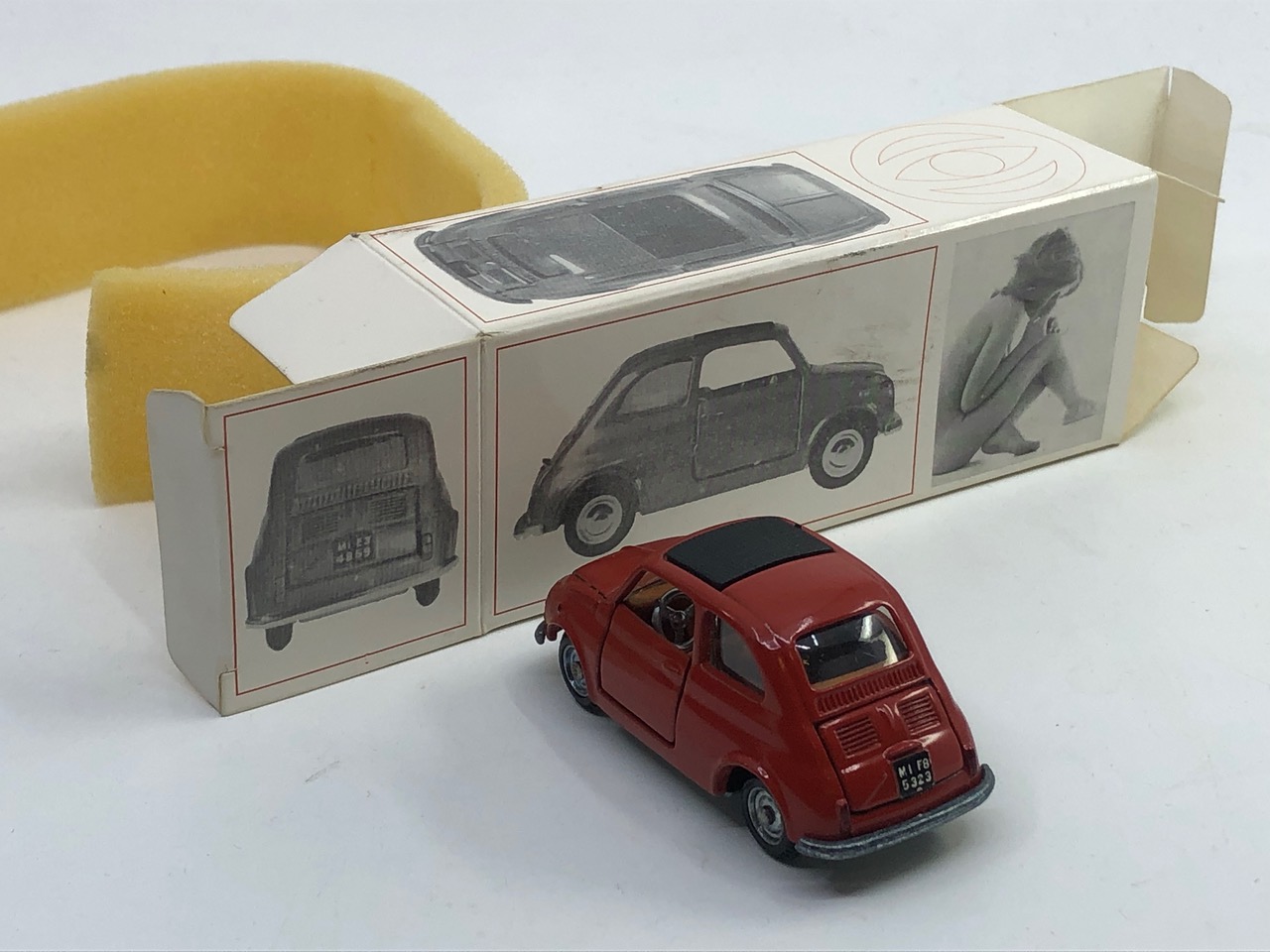 Collection AutoJaune Mebetoys Fiat 500 A36 boite scatola bianca