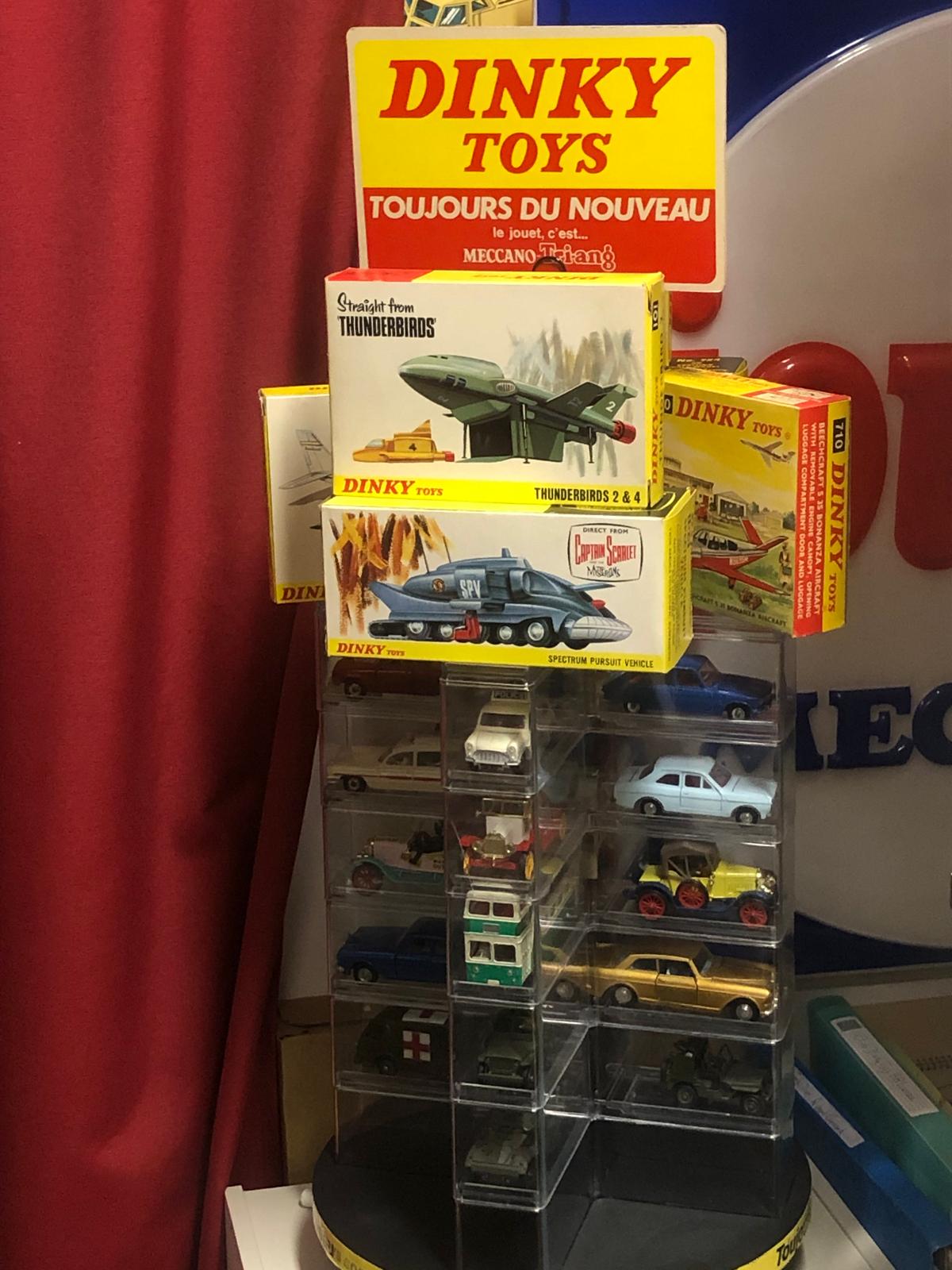 Présentoir DINKY TOYS France reconstitué » - Collection Personelle AutoJaune