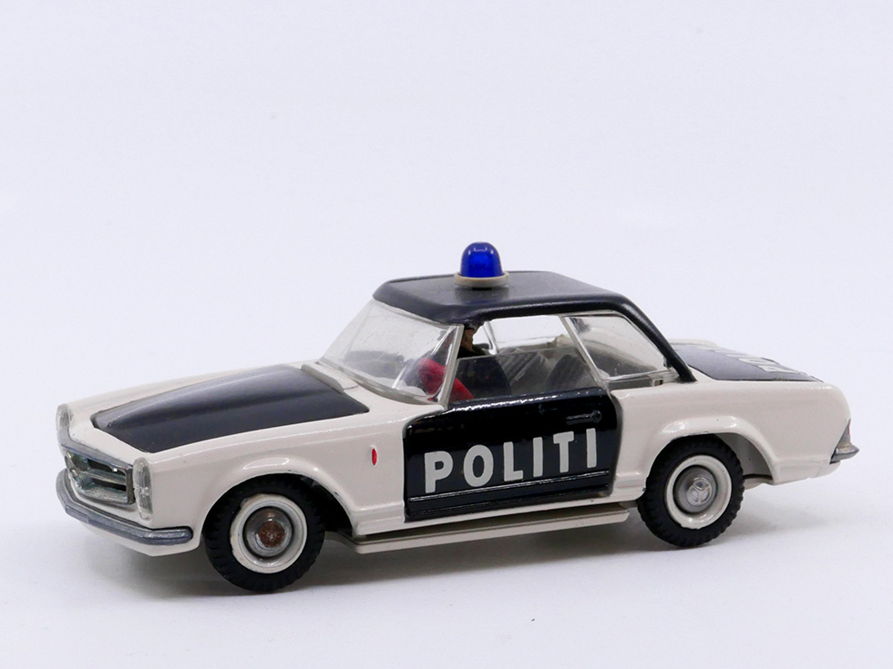 Tekno - Mercedes 230 SL POLITI (Danemark) 932