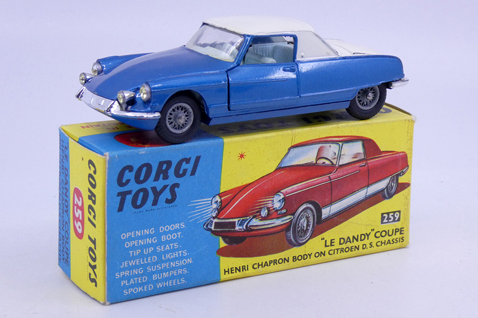 Corgi Toys - Citroën DS19 coupé Chapron 259