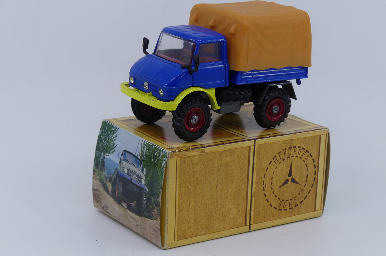 Corgi Toys Mercedes Unimog en boite promotionnel Collection personelle AUTOJAUNE