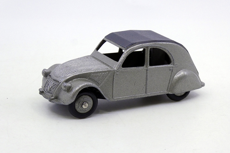 Dinky Toys France - Citroën 2cv'51 24T