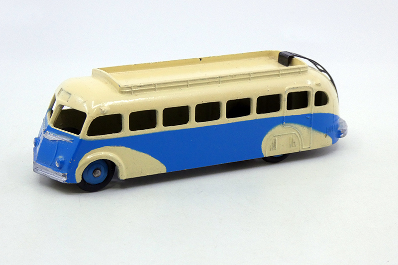 Dinky Toys France - Isobloc car type 1 29E