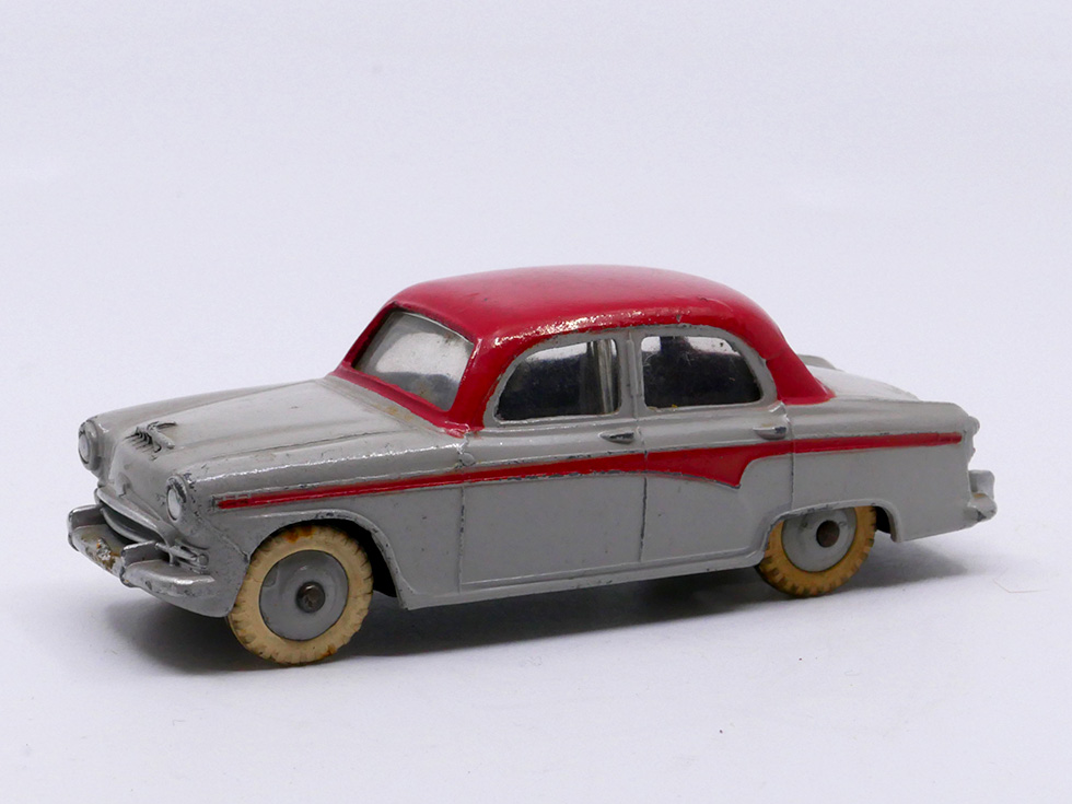 Dinky Toys GB - Austin A 105 176