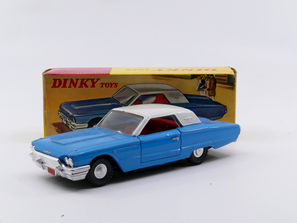 Dinky Toys Hong Kong - Ford Thunderbird coupé 57:005