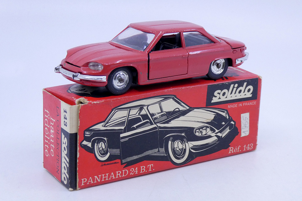 Solido - Panhard 24 BT 143