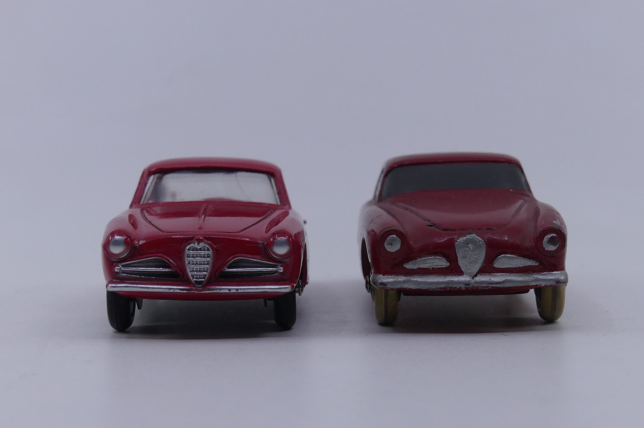 Collection Autojaune Espinasse Dinky Toys prototype bois de 24 J Alfa Romeo 1900