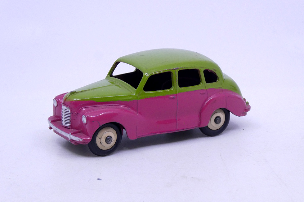 Dinky Toys GB - Austin Devon bicolore 152