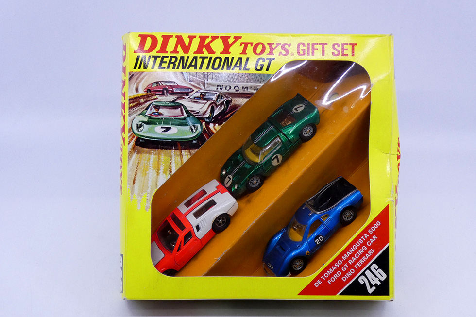 Dinky Toys GB - coffret international GT gfit set 246