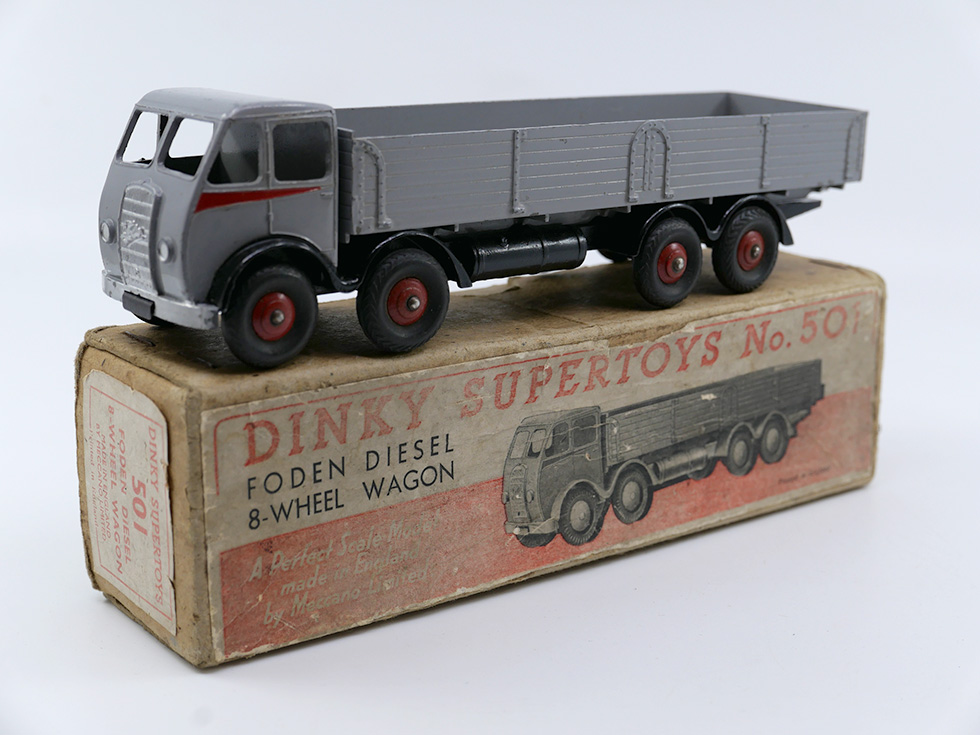 Dinky Toys GB - Foden Mk 1 camion 8 roues ridelles