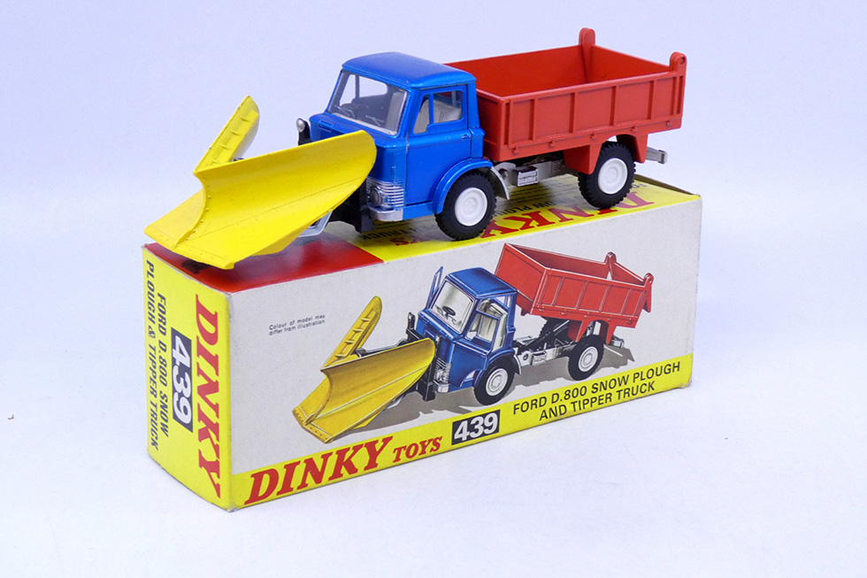 Dinky Toys GB - Ford D800 camion chasse neige 439