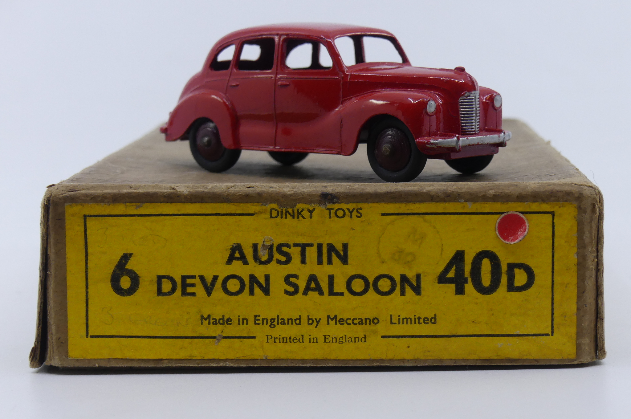 Dinky Toys Austin Devon 40D Rouge Collection Autojaune