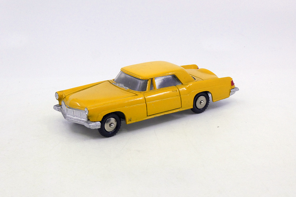 Mercury - Lincoln Continental MkII 4