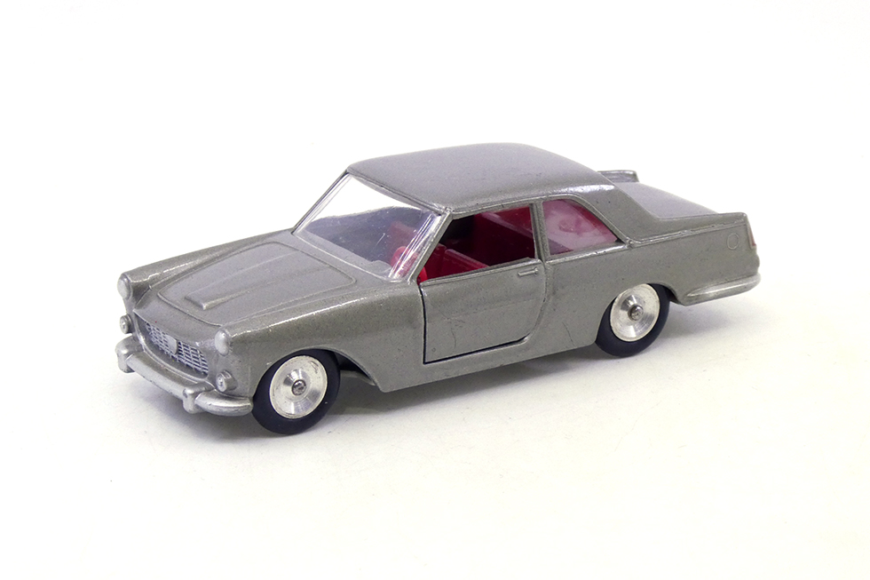 Solido - Lancia Flaminia 121