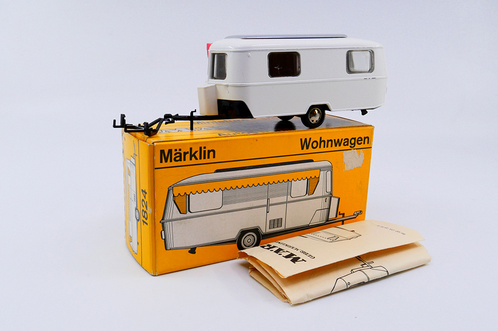 Marklin - Caravane Eriba un essieu 1824
