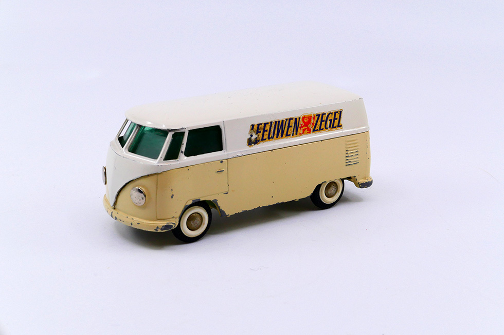 Tekno - Volkswagen Kombi Leeuwen Zegel 405