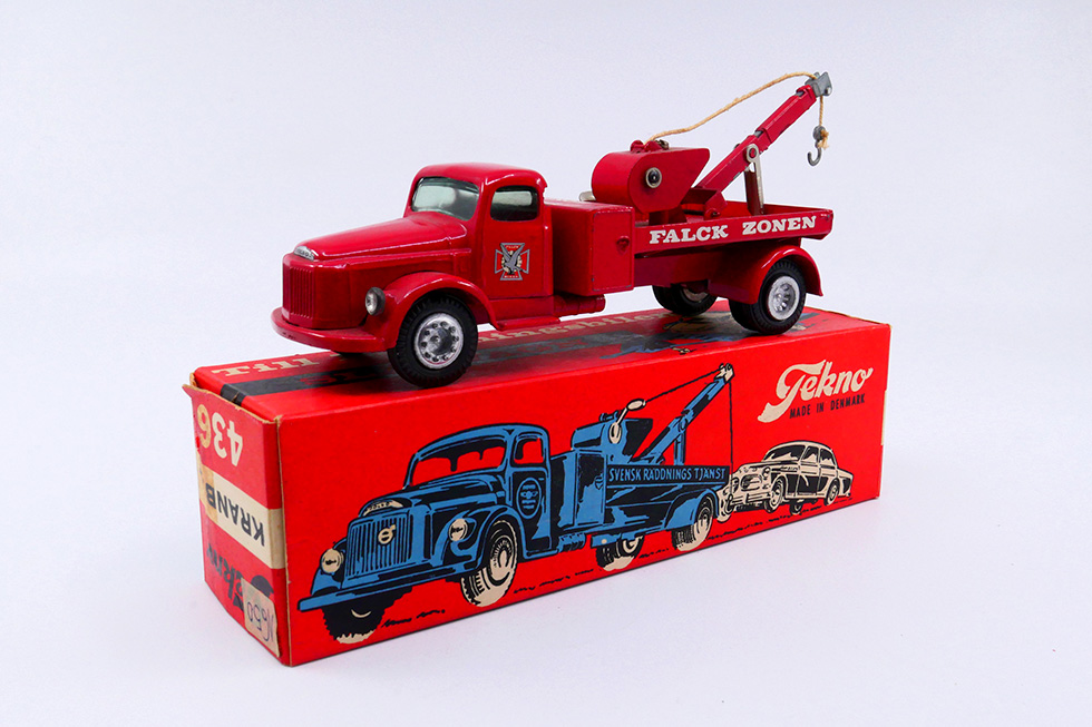 Tekno - Volvo N88 dépanneuse Falck 436