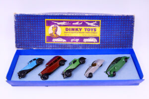 Dinky Toys GB - coffret HUBSON DOBSON Private Automobiles 3