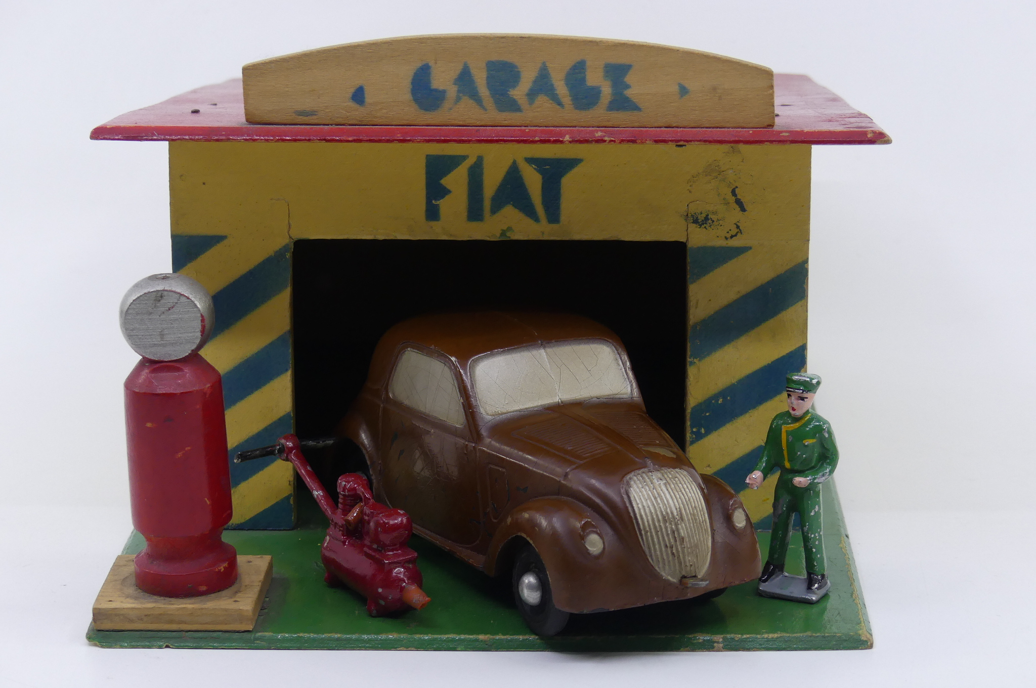 Pirelli Fiat 500 et garage Fiat Collection AutoJaune