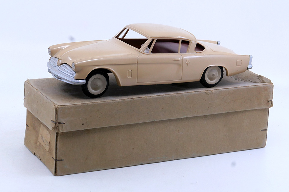 AMT - Studebaker Commander