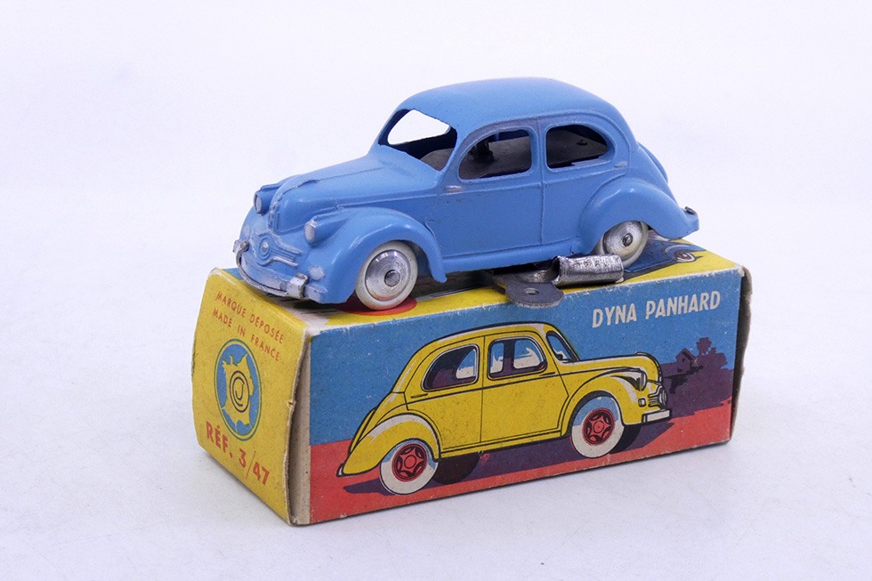C.I.J. - Panhard Dyna X mécanique 4-47