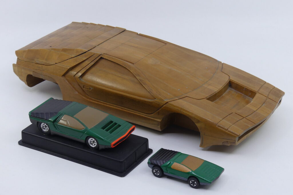 Dinky Toys maquette bois, maquette de présentation 1:43 et projet 1:60 Collection AutoJaune