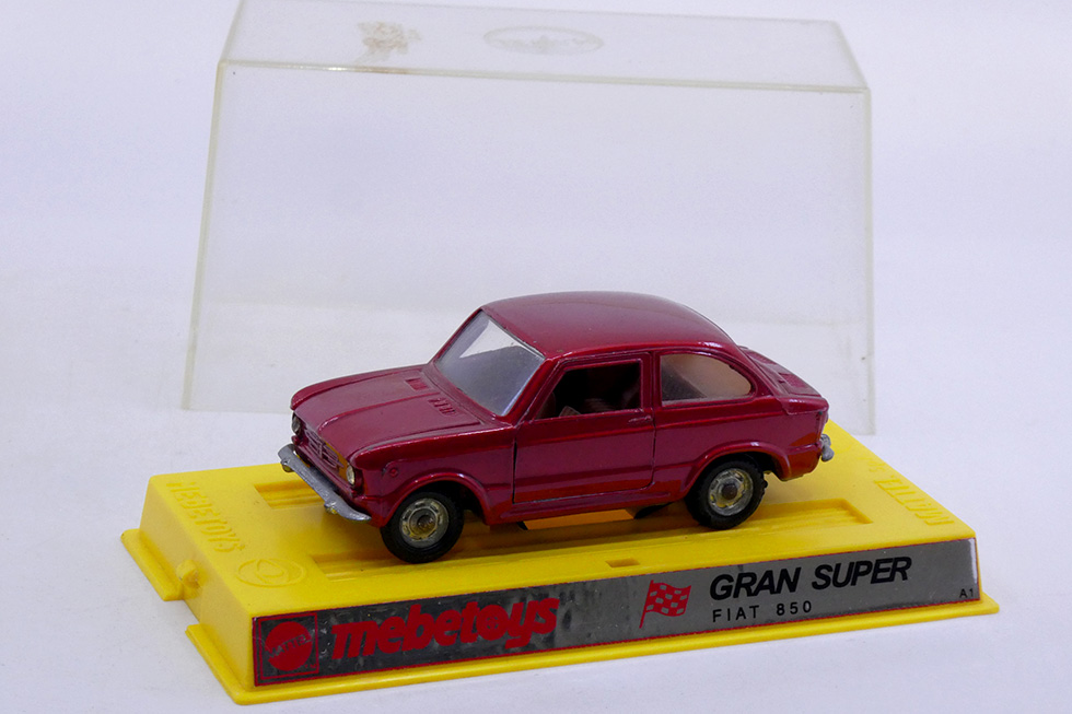 Mebetoys - Fiat 850 berline A1