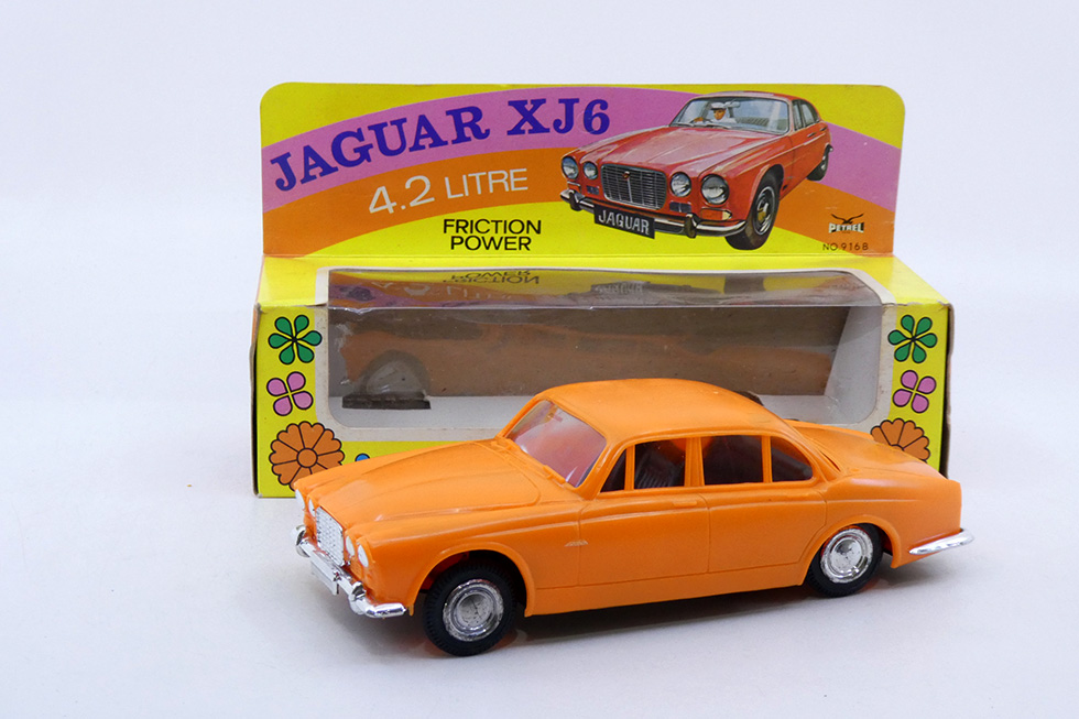 Petrel - Jaguar XJ6 9168