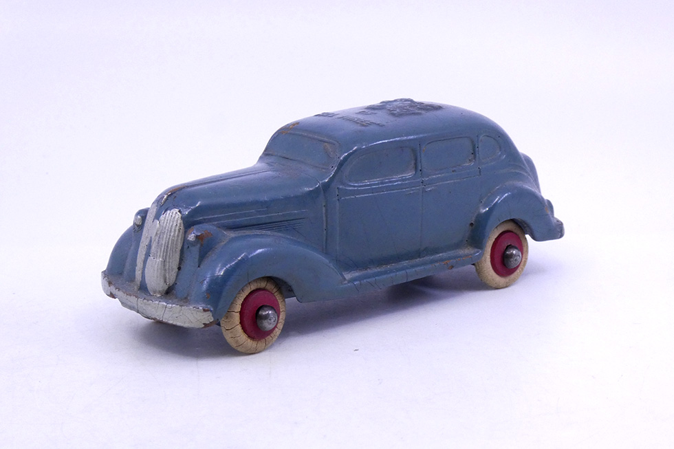 Usa - Plymouth berline 1937 Best Buy of all three