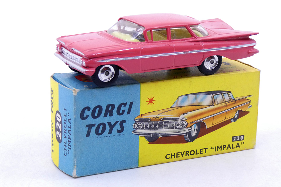 Corgi Toys - Chevrolet Impala 220