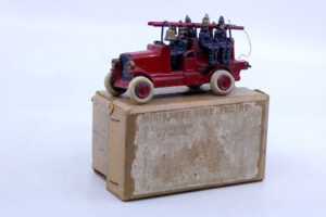 Jo Hill Co - Dennis camion pompier premier secours