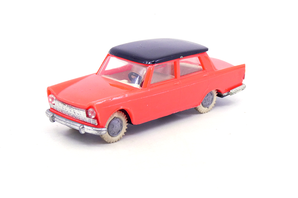 Politoys - Fiat 1800 rouge fluo 26