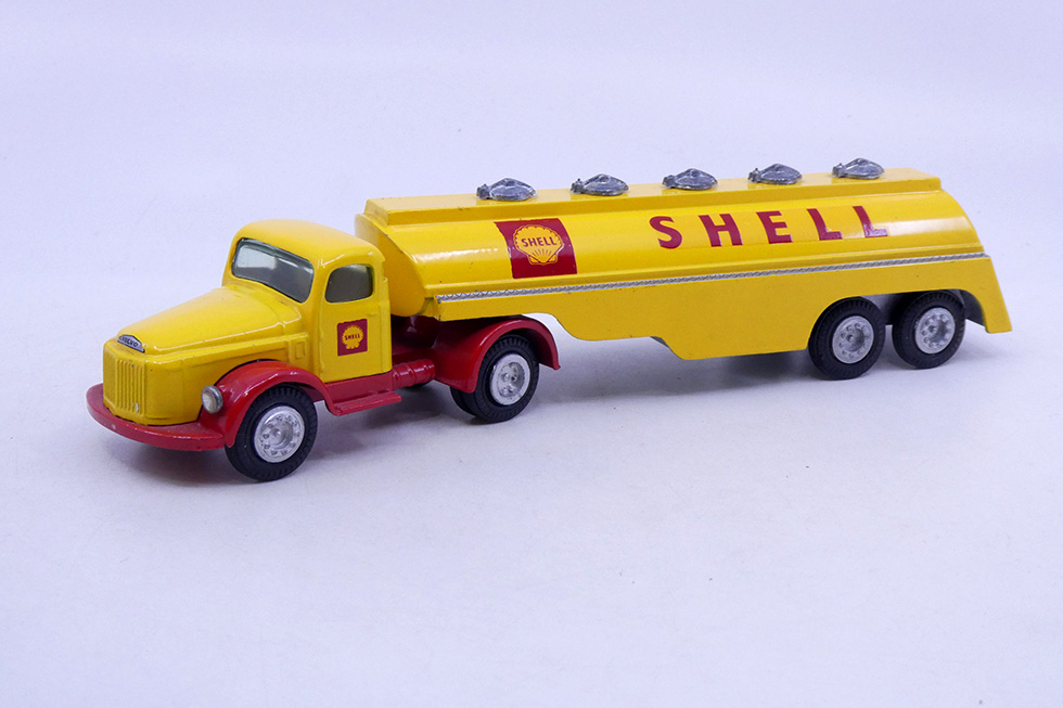 Tekno - Volvo N88 semi citerne Shell 434