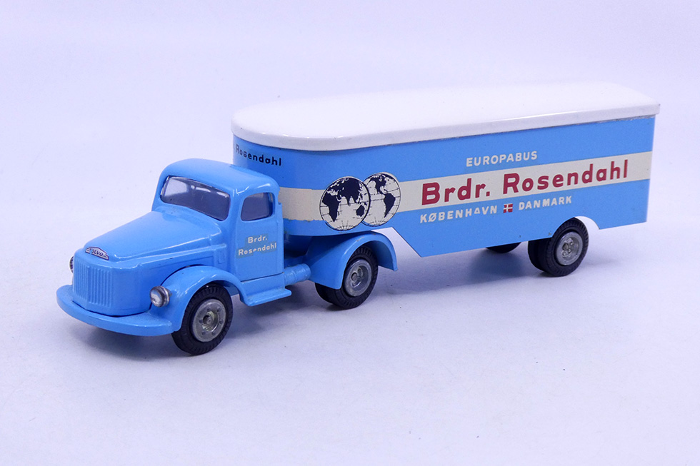 Tekno - Volvo N88 semi fourgon Brdr Rosendahl 434