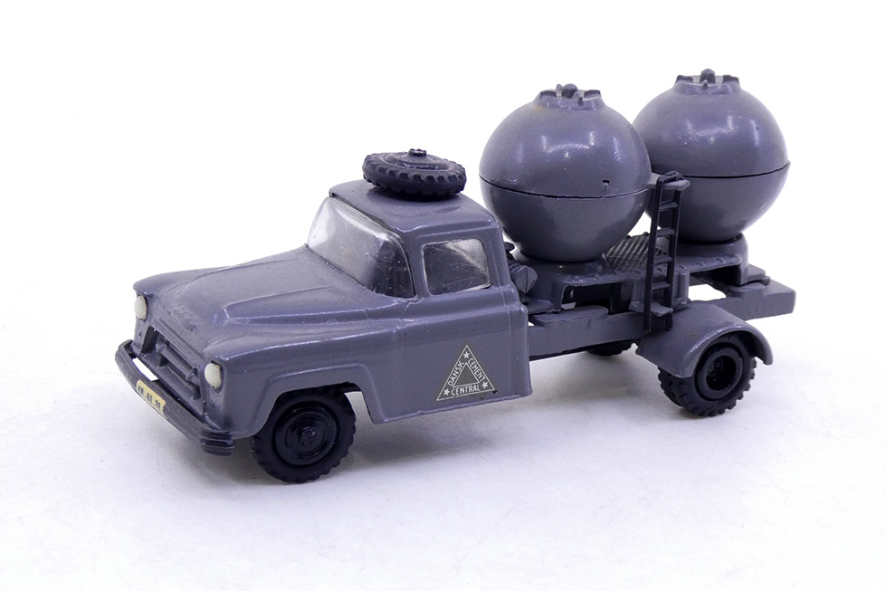 Vilmer - Chevrolet camion avec cuves Dansk Cement Central