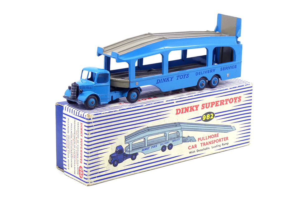 Dinky Toys GB - Bedford O semi remorque porte autos 982