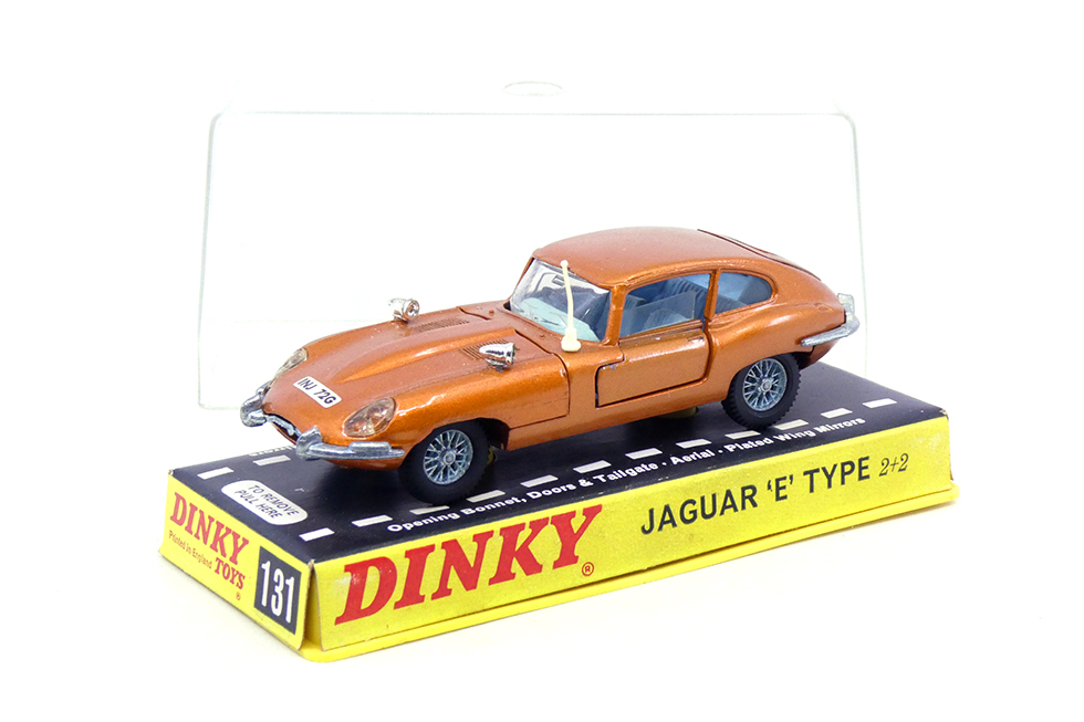 Dinky Toys GB - Jaguar Type E 2+2 131