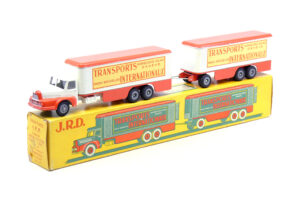 JRD - Unic Lautaret tracteur porteur Transports Internationaux 127