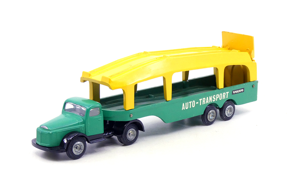 Tekno - Volvo N88 tracteur semi remorque porte autos auto trabsport Volvo 431