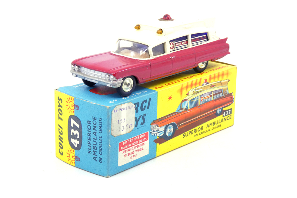 Corgi Toys - Cadillac Superior ambulance 437