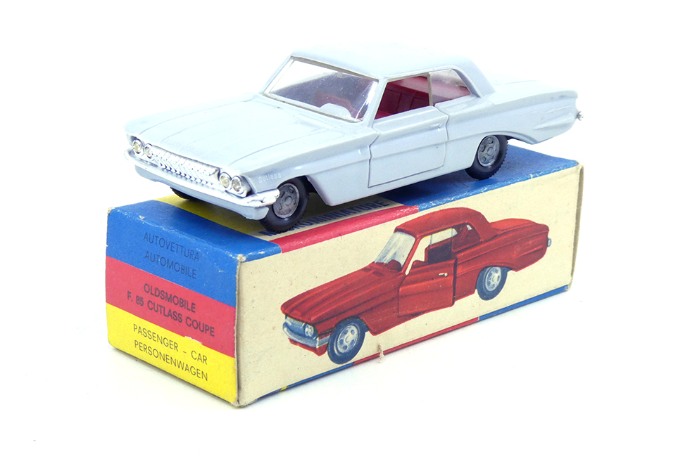 Politoys - Oldsmobile F-85 cutlass coupé 50
